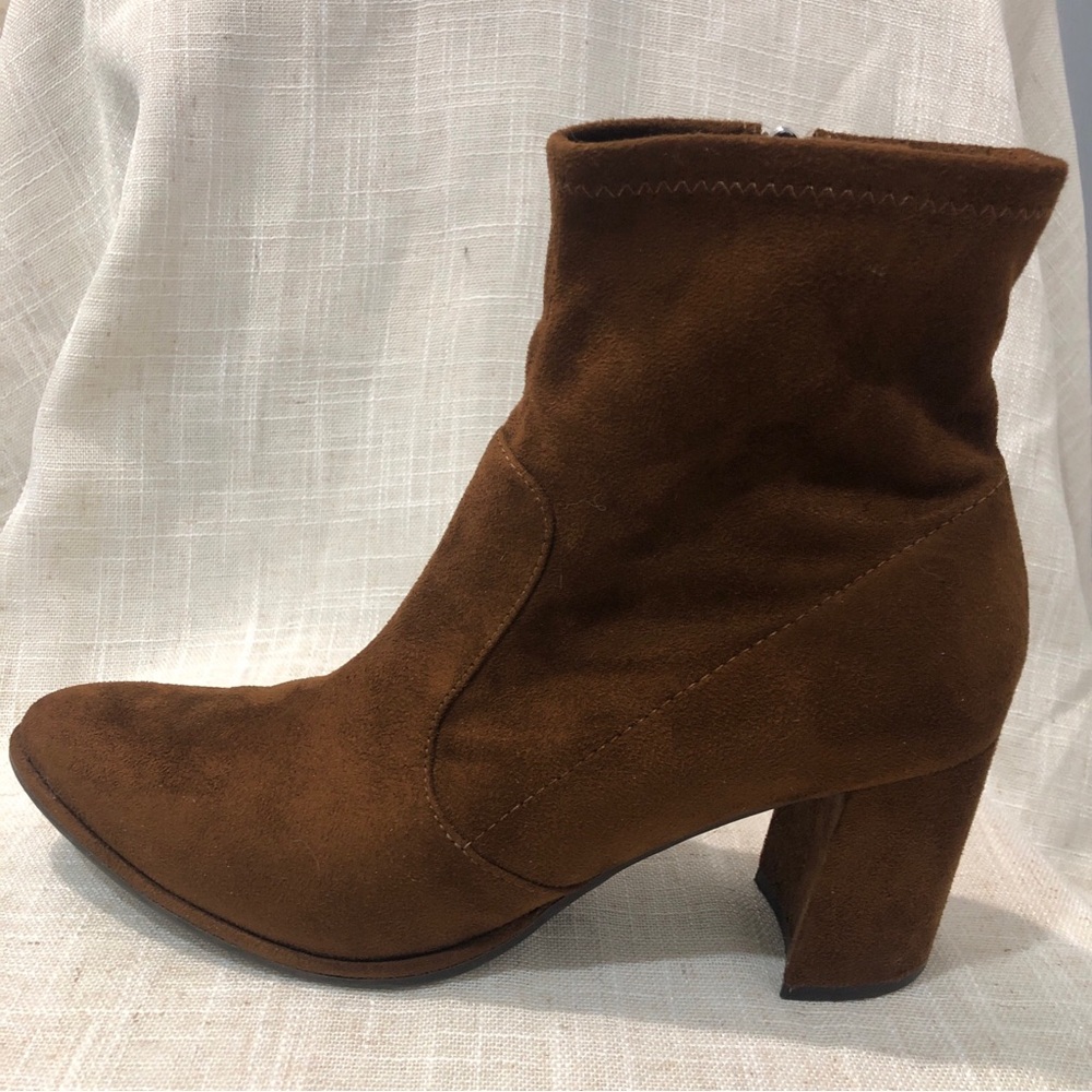 Marc Fisher Lukie Bootie Women's Brown Zip up Ankle Boots Size 9.5M